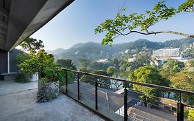 Lake Avenue Hotel Kandy